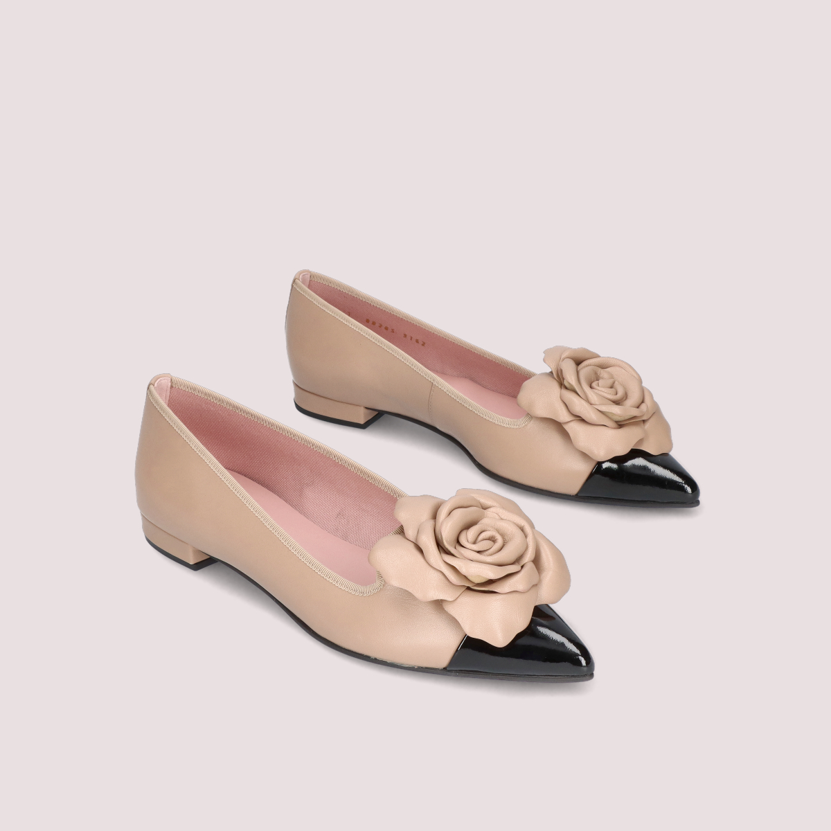 CLEMENTINE cap-toe leather flower NEGRO-HADES